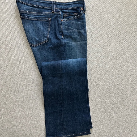 J Brand Women’s Dark Blue boot cut Jeans - Picture 4 of 4
